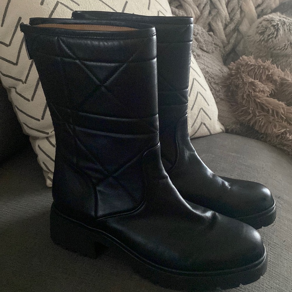 STEFANO GAMBA Black Made In Italy Leather Quilted Back Zip Booties